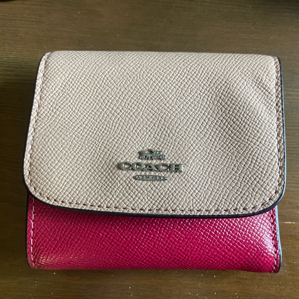 Coach Wallet / Card Holder - Pink Never Used